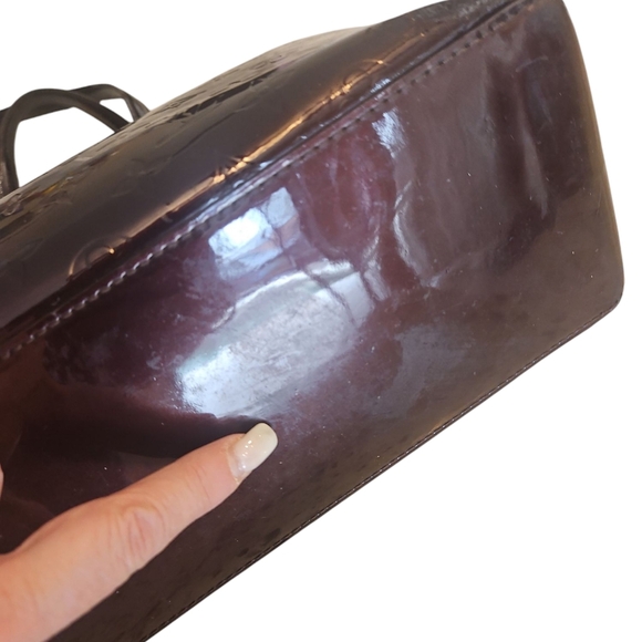 Louis Vuitton Vernis Amarante Willshare - Picture 5 of 17